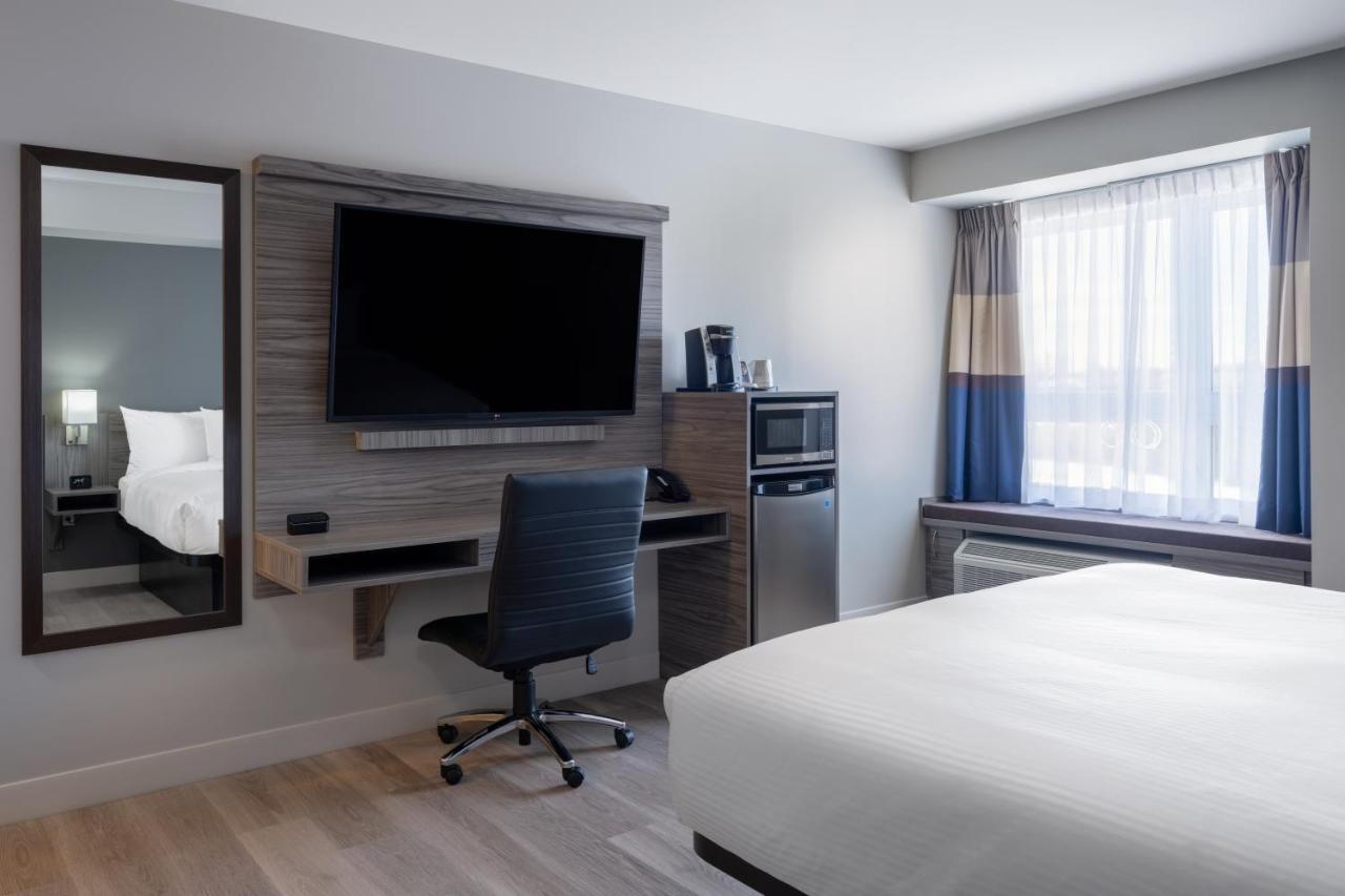 Microtel Inn & Suites By Wyndham Kanata Ottawa West Eksteriør billede