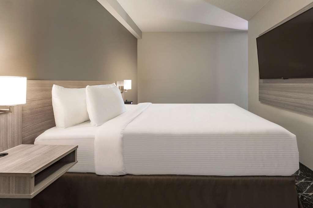 Microtel Inn & Suites By Wyndham Kanata Ottawa West Værelse billede