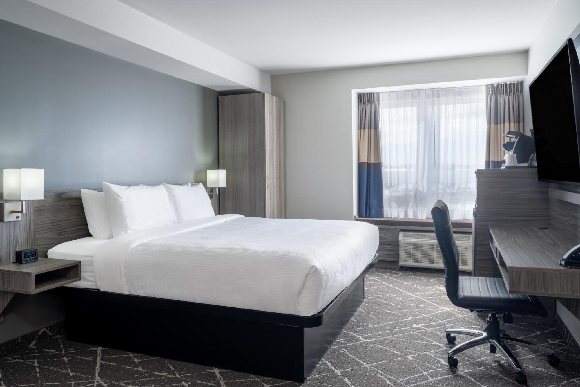 Microtel Inn & Suites By Wyndham Kanata Ottawa West Eksteriør billede