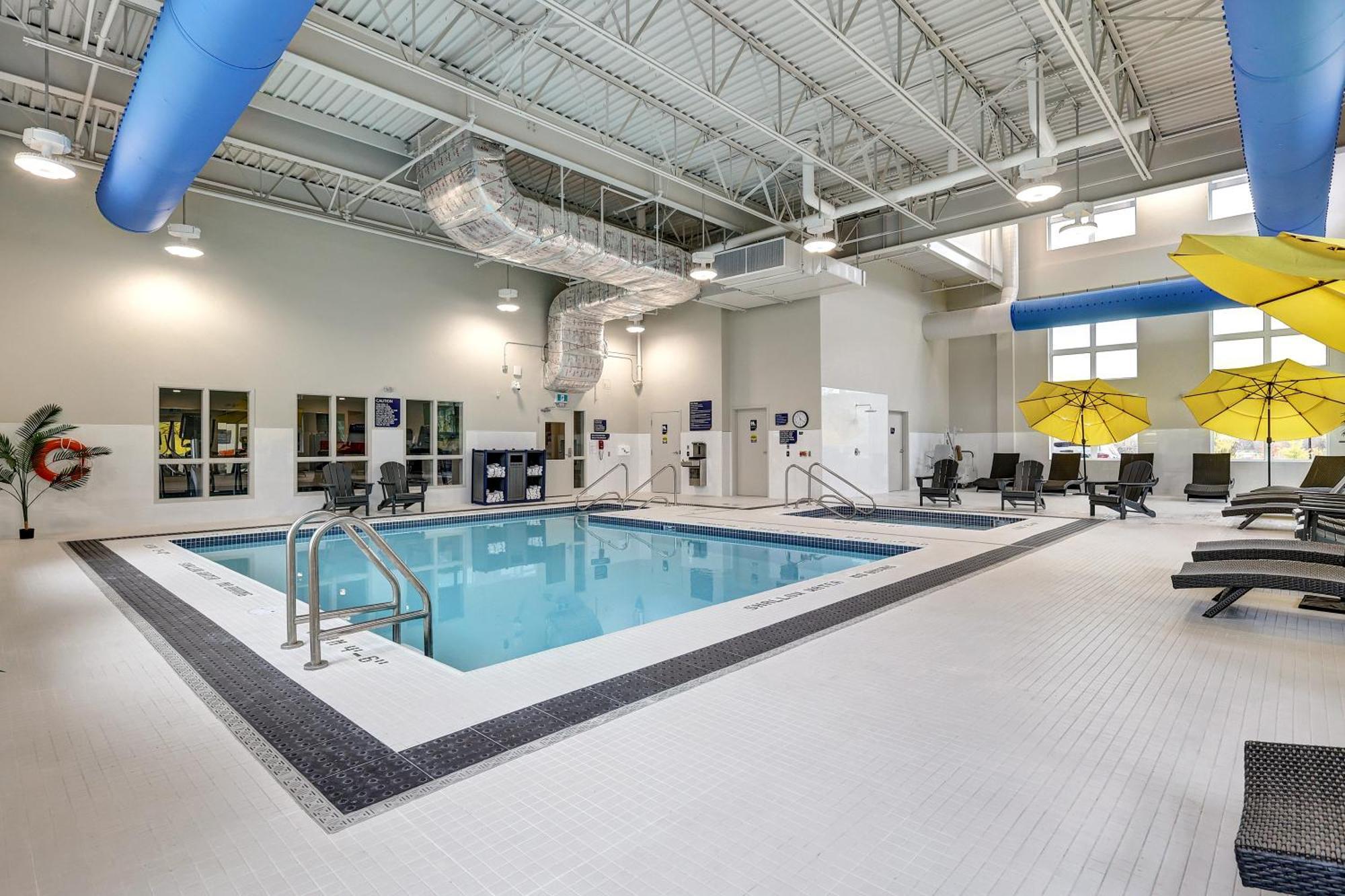 Microtel Inn & Suites By Wyndham Kanata Ottawa West Eksteriør billede