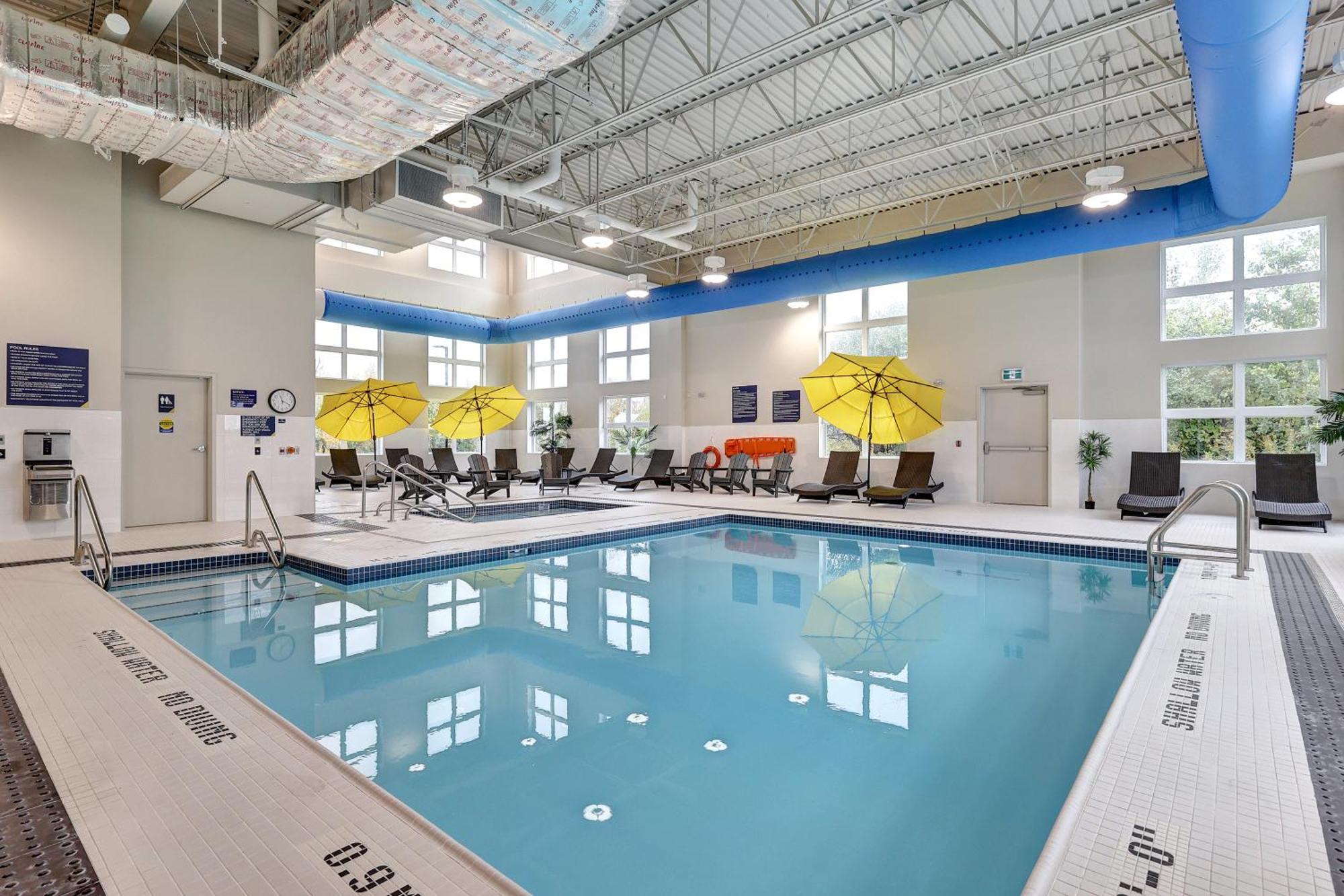 Microtel Inn & Suites By Wyndham Kanata Ottawa West Eksteriør billede