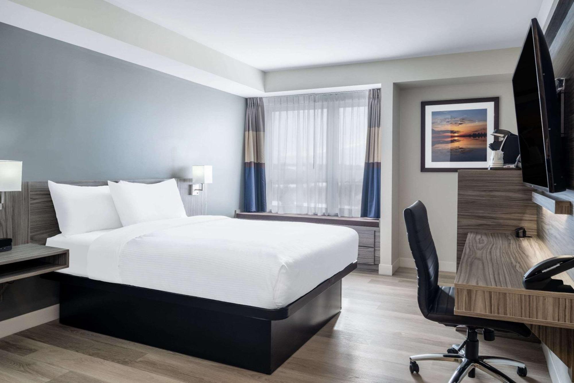 Microtel Inn & Suites By Wyndham Kanata Ottawa West Eksteriør billede